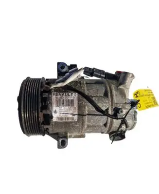 Renault Clio IV Air conditioning (A/C) compressor (pump) 926000217R