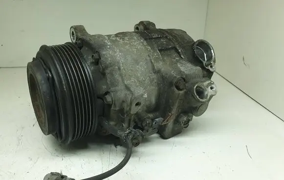 BMW 5 F10 F11 Air conditioning (A/C) compressor (pump) 9216466