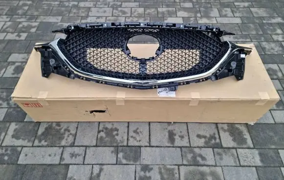 Mazda CX-5 II Front bumper upper radiator grill KB8B50712