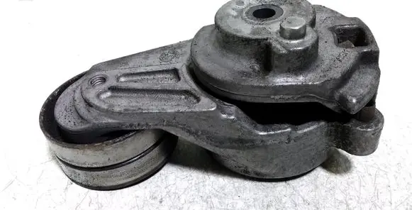 Jeep Grand Cherokee (WK) Alternator belt tensioner A6422000070