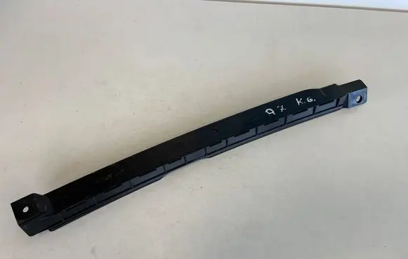 Audi Q7 4M Other rear door trim element 4M0839067