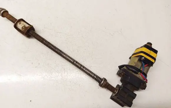 Nissan Pathfinder R51 Seat adjustment motor 