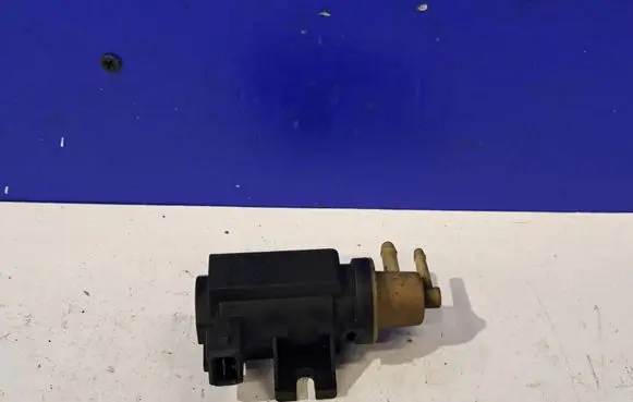 Volvo XC90 Turbo solenoid valve 30637251