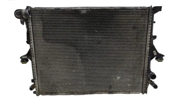 Volkswagen Touareg I Coolant radiator 7L6121253C