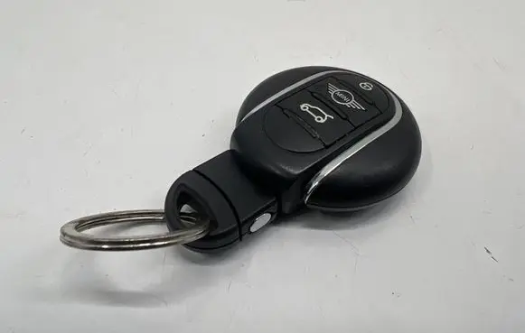 Mini Clubman F54 Ignition key/card 5A56075
