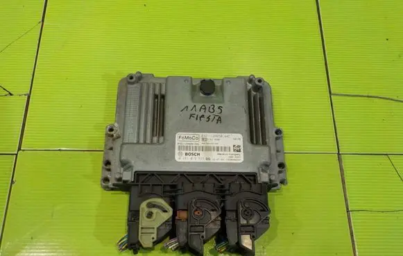 Ford Fiesta Engine control unit/module BV2112A650AAE 11AB5