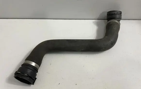 BMW 5 F10 F11 Engine coolant pipe/hose 7809821