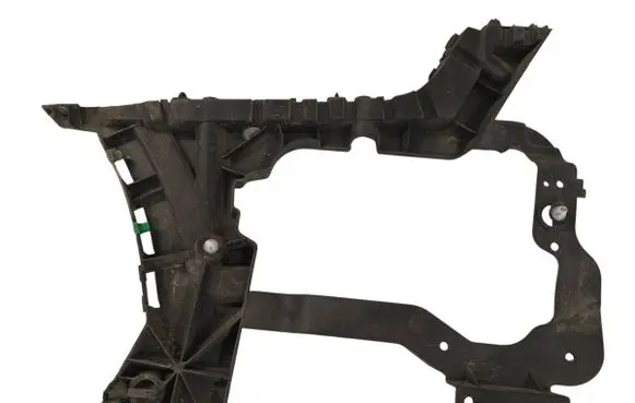 Volvo S90, V90 Rear bumper mounting bracket 31425066