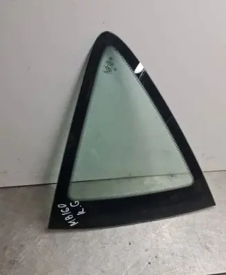 Mercedes-Benz A W168 Rear side window 43R001057 DOT27M23100AS2