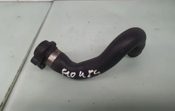 BMW 5 F10 F11 Engine coolant pipe/hose 7603514 11537603514