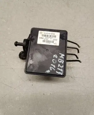 Mercedes-Benz E W213 ABS Pump A2134315800 A002V915 54087342A