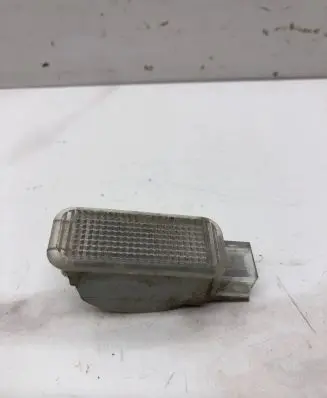 Volkswagen PASSAT B5 Rear door interior light 3B0947415B