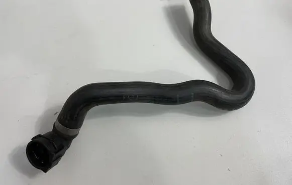 BMW X6 E71 Engine coolant pipe/hose 6850684