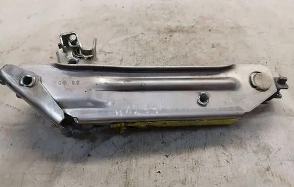Audi A6 S6 C6 4F Lift Jack 8L0011031A