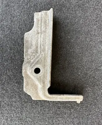 Battery bracket
