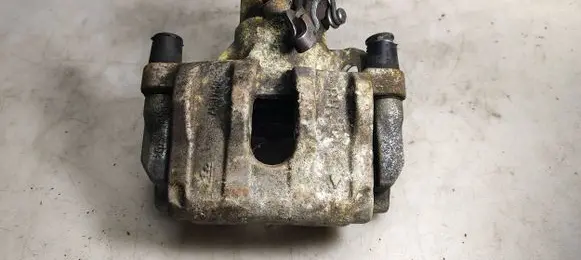 Mazda 3 II Rear brake caliper