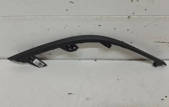 MG MG4 ev Front bumper splitter molding P11202149 11202149