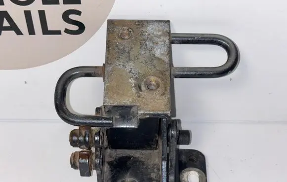 Audi A6 S6 C6 4F Rear door lower hinge 8E0833412