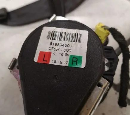 Volvo V40 Rear seatbelt 619894600