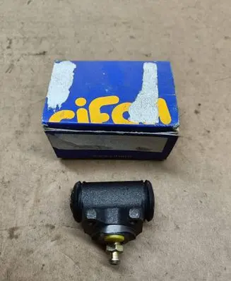 Ford Fiesta Rear brake cylinder 101231 DA621831 621831