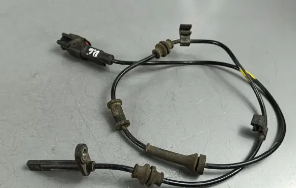 Jeep Cherokee ABS rear brake sensor 68141898AC