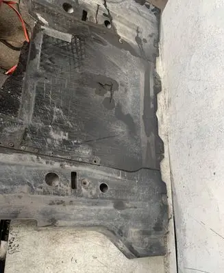 Opel Insignia A Engine splash shield/under tray