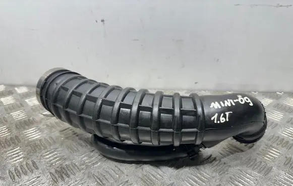 Mini One - Cooper Coupe R56 Turbo air intake inlet pipe/hose 