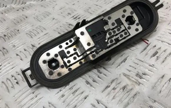 Peugeot 5008 Tail light bulb cover holder 2612