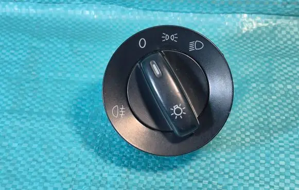 Volkswagen Caddy Light switch 1K0941431BC 1311 K1BCT
