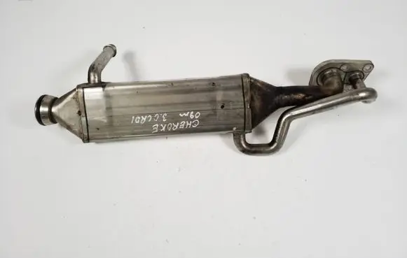 Jeep Grand Cherokee (WK) EGR valve cooler A16421400975