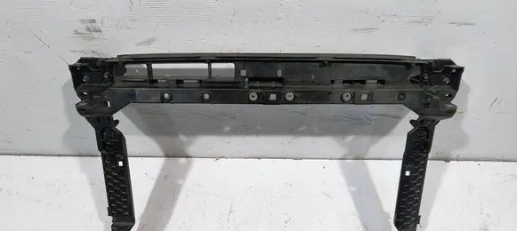 Volkswagen PASSAT B9 Radiator support slam panel 3J0805588