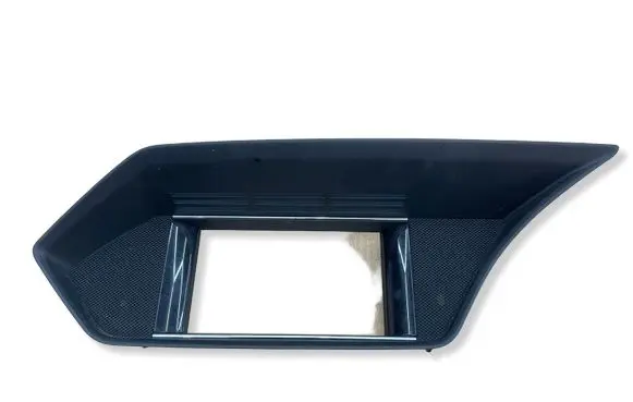 Mercedes-Benz E W212 Radio/GPS head unit trim A2126801336