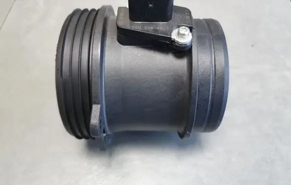 Audi Q8 Mass air flow meter 059906461S