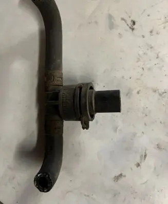 Volkswagen Polo IV 9N3 Fuel temperature sensor 038906081B 038906081