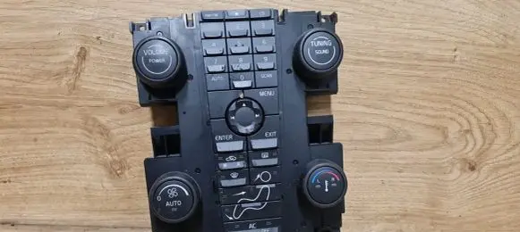 Volvo S40 Climate control unit 30737669