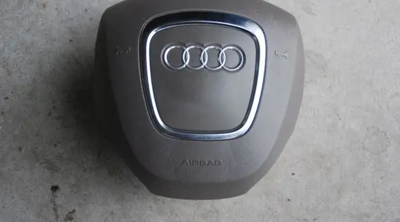 Audi A8 S8 D3 4E Steering wheel airbag 4E0880201AT