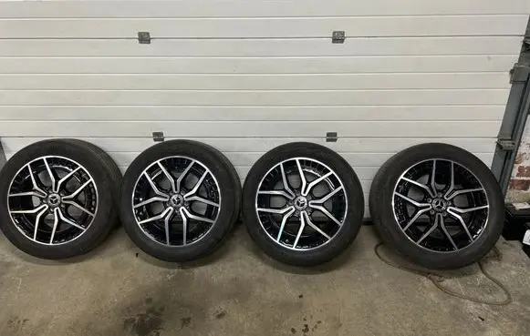 Mercedes-Benz EQA R19 alloy rim A2434010500