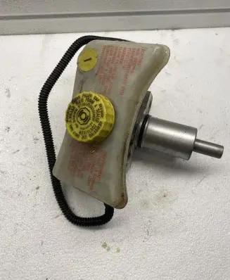 Audi A6 S6 C6 4F Master brake cylinder 8E0611301G