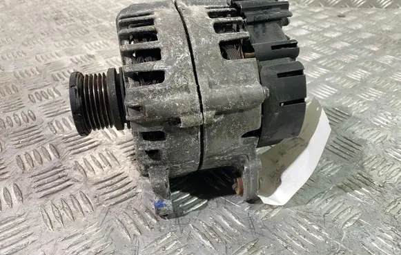 Audi A6 S6 C7 4G Generator/alternator 04L903017C