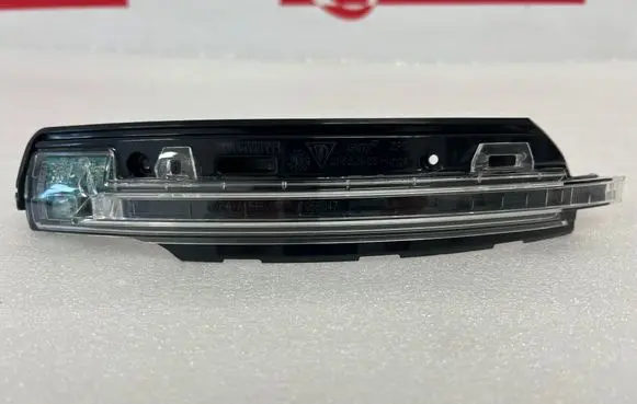 Porsche Macan (95B) Mirror indicator light 95B949101F T95B047 ZB1208260