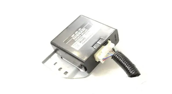 Nissan X-Trail T32 Light module LCM 3570023761 253C06FL0A