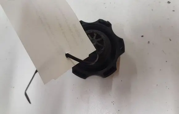 Opel Insignia A Fuel tank filler cap
