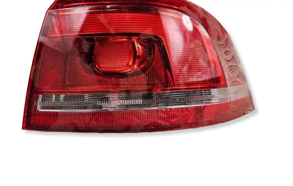 Volkswagen PASSAT B7 Rear/tail lights 3AF945096C