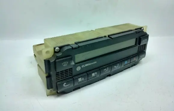 Volkswagen Golf IV Comfort/convenience module 8100406188