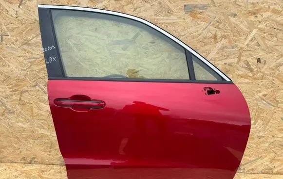 Lexus LBX Rear door 