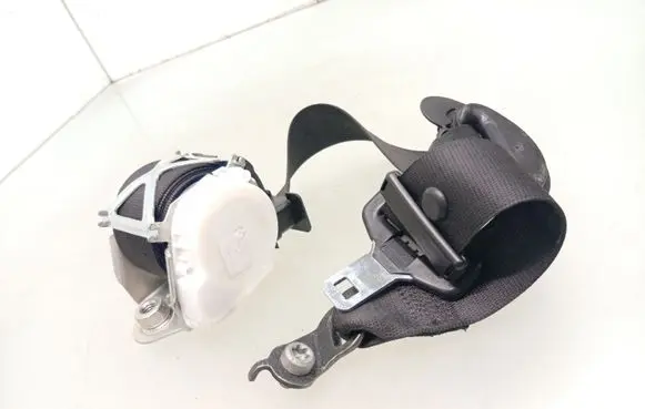 BMW 3 F30 F35 F31 Front seatbelt 7243307
