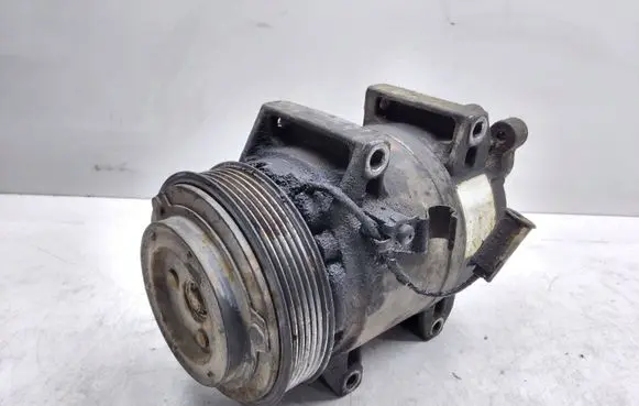 Volvo V70 Air conditioning (A/C) compressor (pump) P30742206 30742206