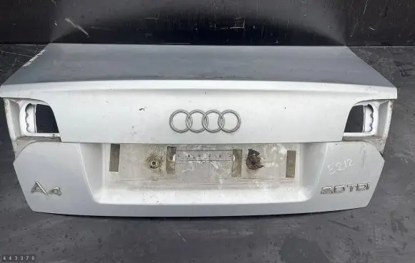 Audi A4 S4 B7 8E 8H Tailgate/trunk/boot lid
