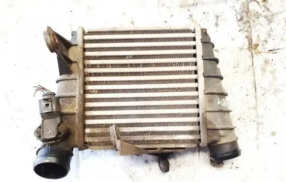 Skoda Praktik (5J8) Intercooler radiator 6q0145804a 862403n