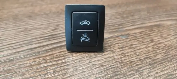 Volkswagen Transporter - Caravelle T5 Alarm switch 7L69598993X1
